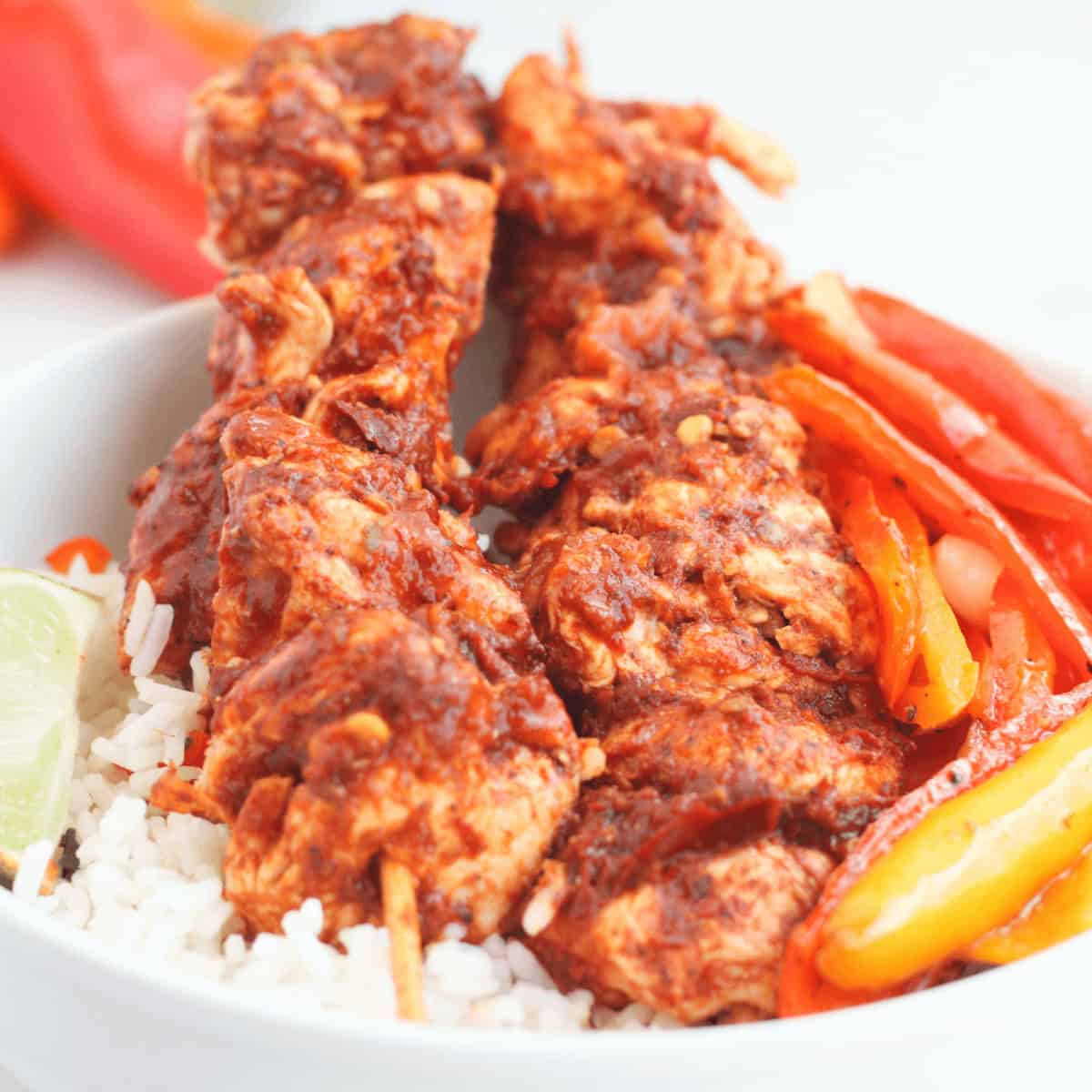 Easy Chipotle Chicken Kabobs: Grilled or Baked Perfection